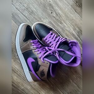 JORDAN 1 MID "Palomino"